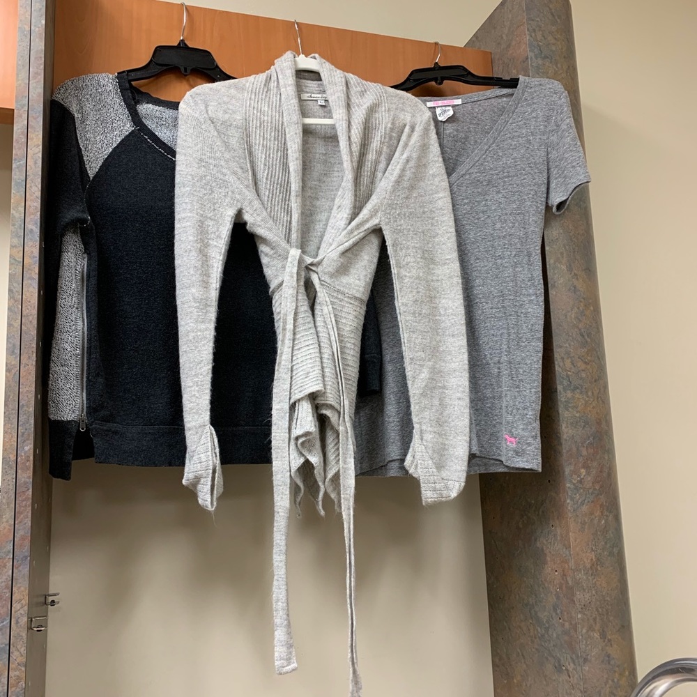 Women’s shirt bundle!